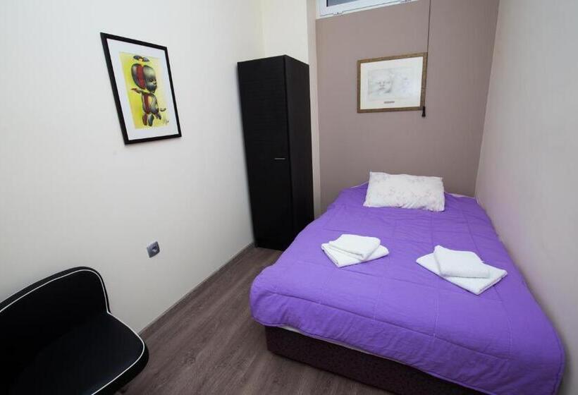 پانسیون Art Guesthouse