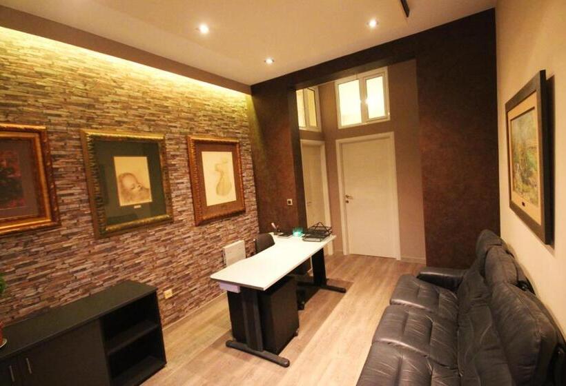 پانسیون Art Guesthouse