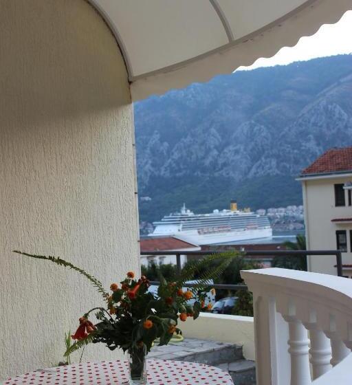 پانسیون Art Guesthouse