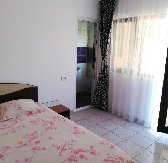 پانسیون Casa Georgian