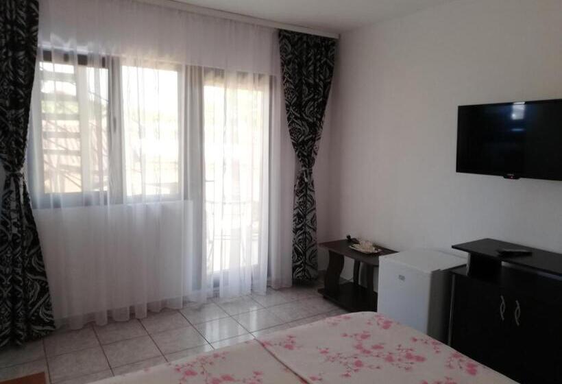 پانسیون Casa Georgian