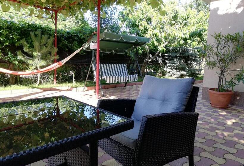 پانسیون Casa Georgian