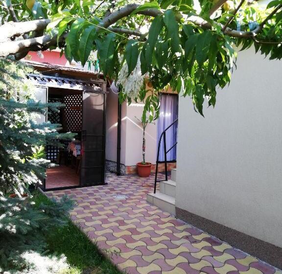 پانسیون Casa Georgian