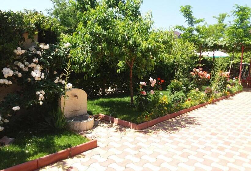 پانسیون Casa Georgian