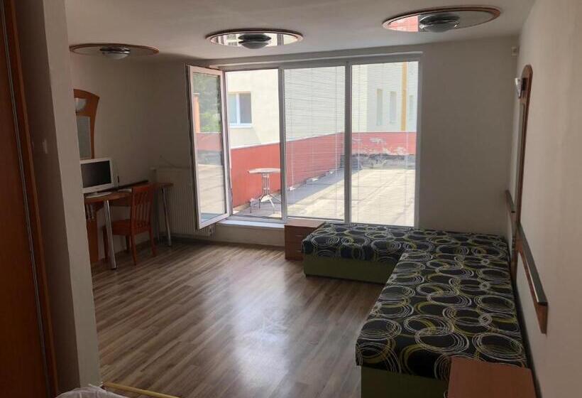 ペンション Penzión Dukát