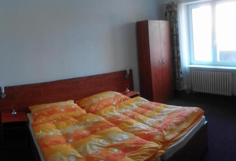 פנסיון U Jindřicha