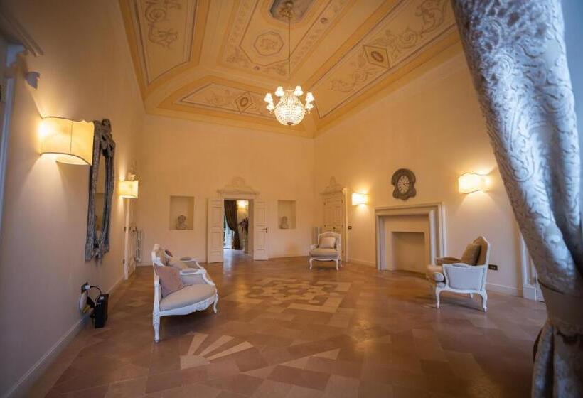 פנסיון Villa Nena