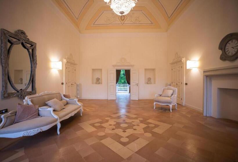 פנסיון Villa Nena