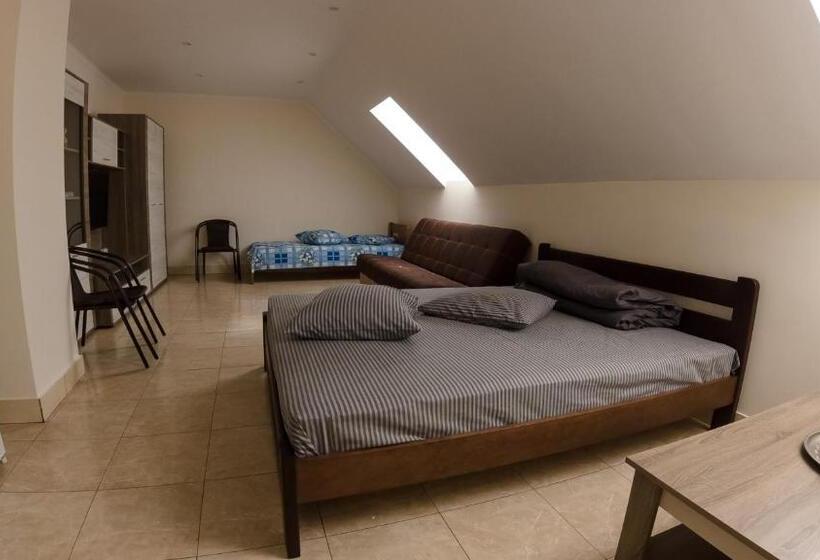 호텔 база відпочинку сонячна