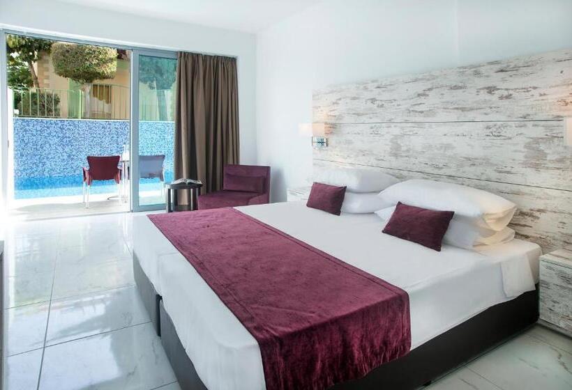 Freij Splash Hotel & Resort