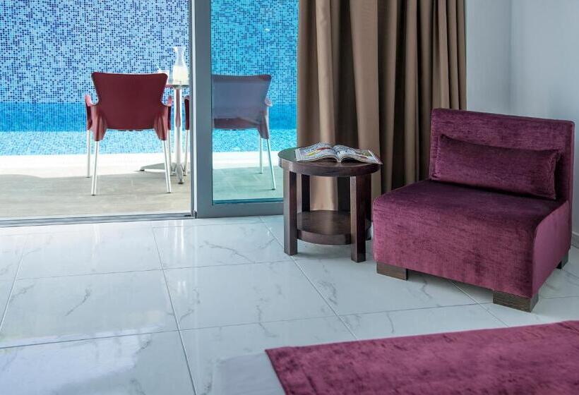 Freij Splash Hotel & Resort