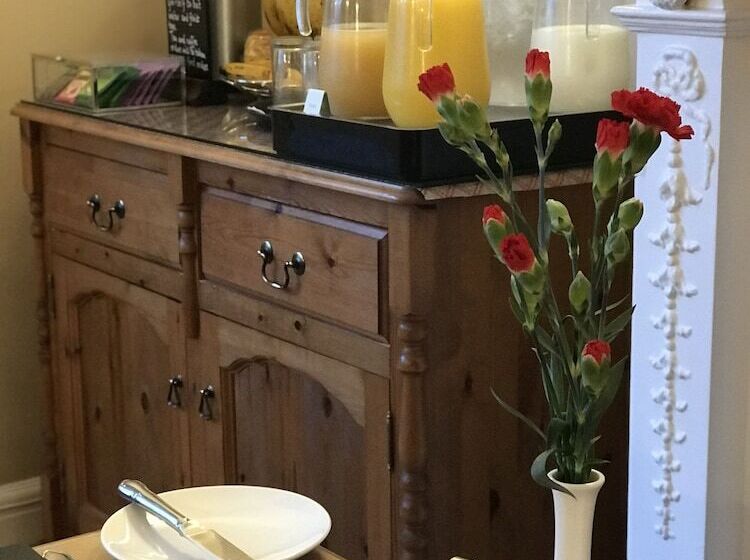 فندق Ashbourne House