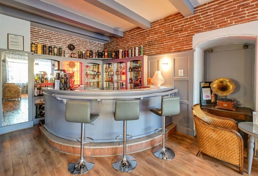 Brit Hotel Roanne Le Grand Hôtel