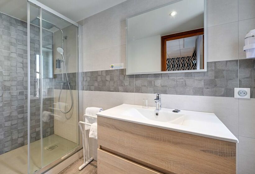 Brit Hotel Roanne Le Grand Hôtel