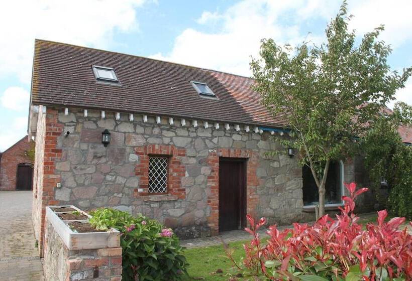 בית מלון כפרי Clenaghans