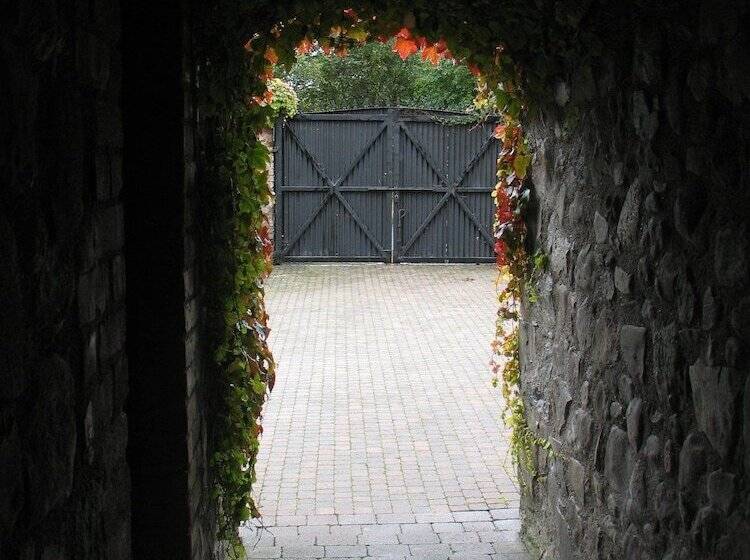 בית מלון כפרי Clenaghans