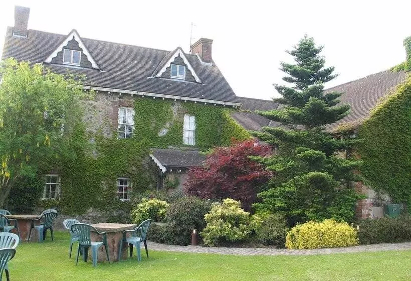 Hotel Clenaghans