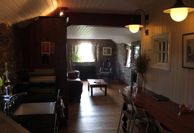 בית מלון כפרי Clenaghans