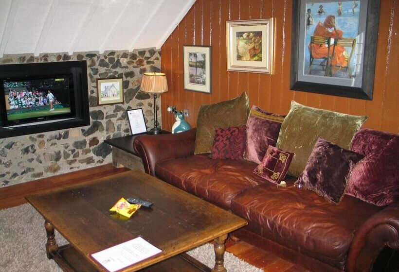 בית מלון כפרי Clenaghans