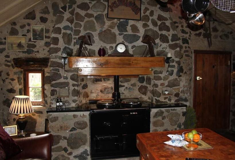 בית מלון כפרי Clenaghans