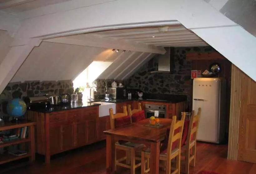 Hotel Clenaghans