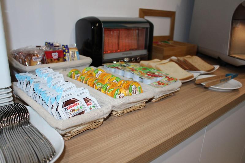 בית מלון כפרי De Paris