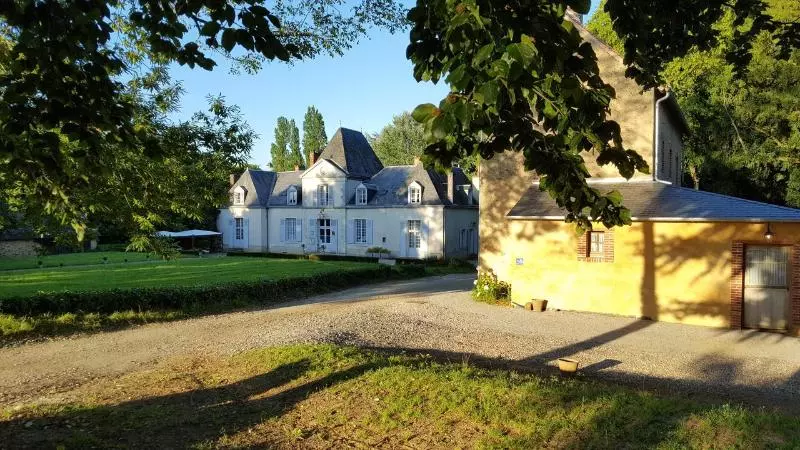 ホテル Domaine De Chatenay  Le Mans