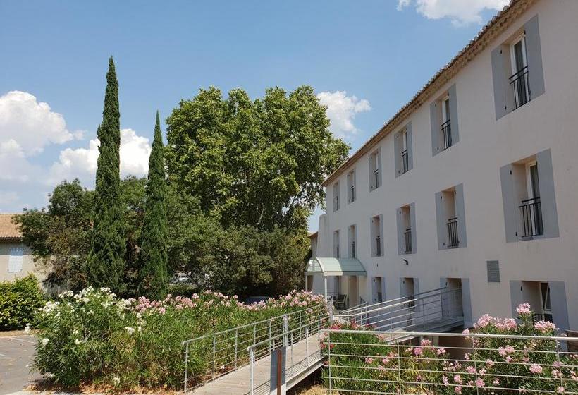 هتل Brit Du Moulin De La Pioline La Table A Fromages