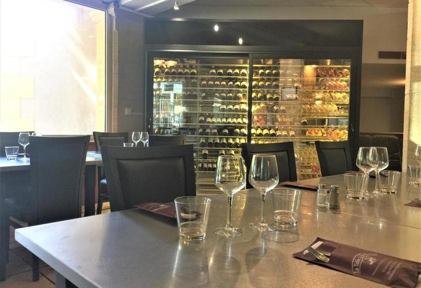 هتل Brit Du Moulin De La Pioline La Table A Fromages