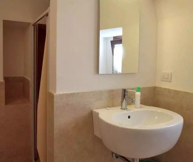 ホテル Grotta Cilicia B&b