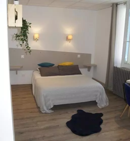 هتل Hôtel Alphée