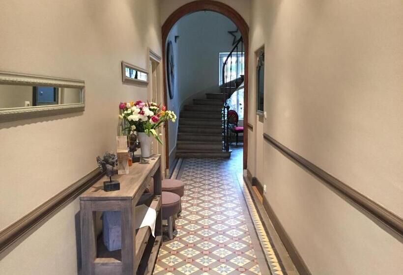 Hôtel Hôtel Le Clos Du Colombier 1817 Vignes & Spa