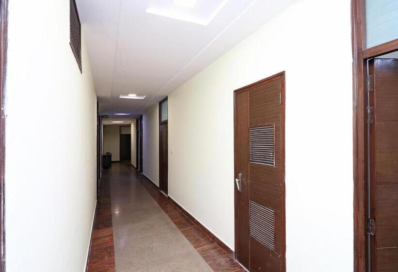 فندق Jyoti Continental