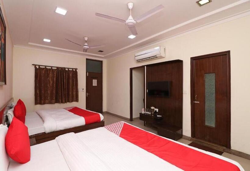 فندق Jyoti Continental