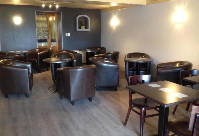 בית מלון כפרי Les Aromes