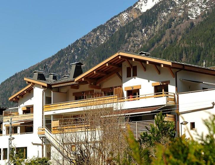 בית מלון כפרי Les écrins De Soulane