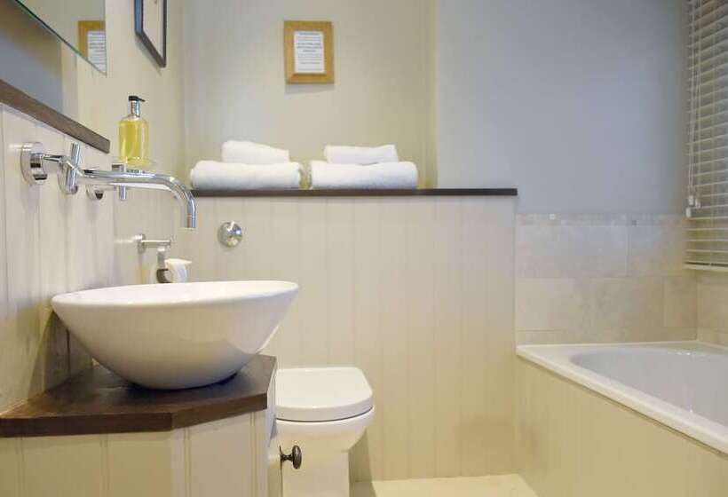 בית מלון כפרי Lorne House Bed & Breakfast