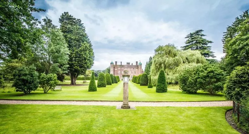 هتل Madingley Hall