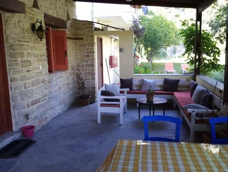 Hotel Neos Matala