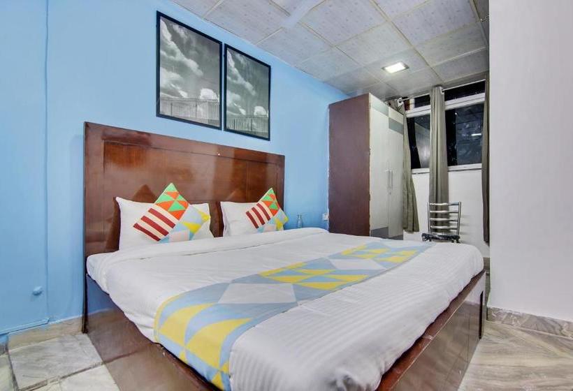 Отель Traditional 1br Abode In Delhi