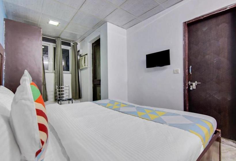 Отель Traditional 1br Abode In Delhi