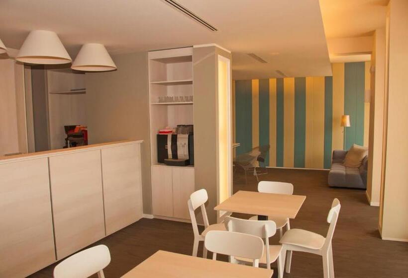 ホテル Palm Garavan