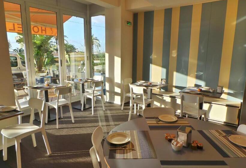 ホテル Palm Garavan