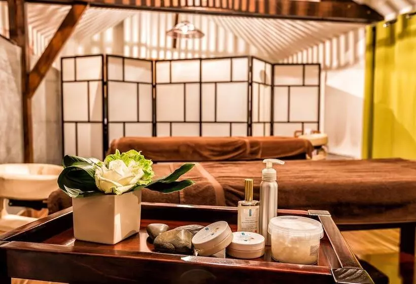 ホテル Resid Spa Loire & Sevre