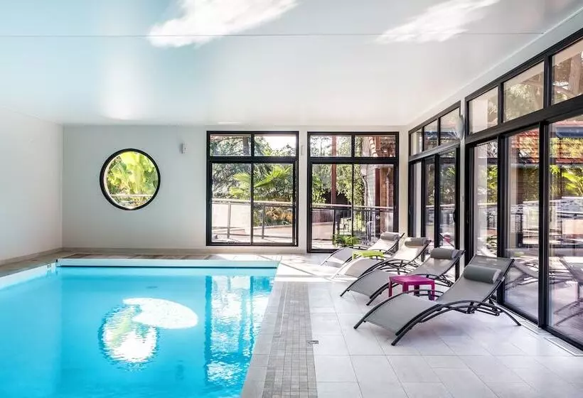 ホテル Resid Spa Loire & Sevre