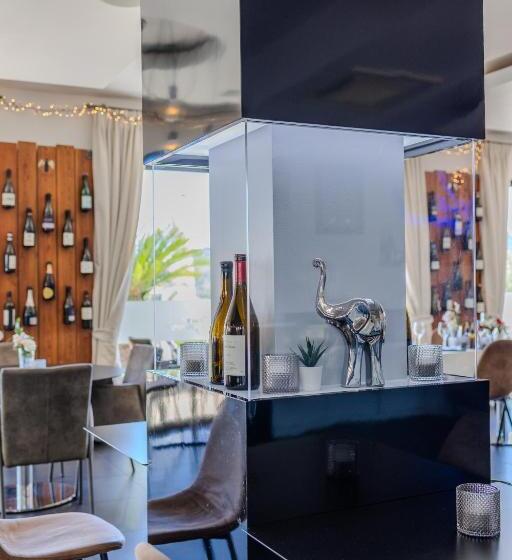 בית מלון כפרי & Restaurant Perla Riviera