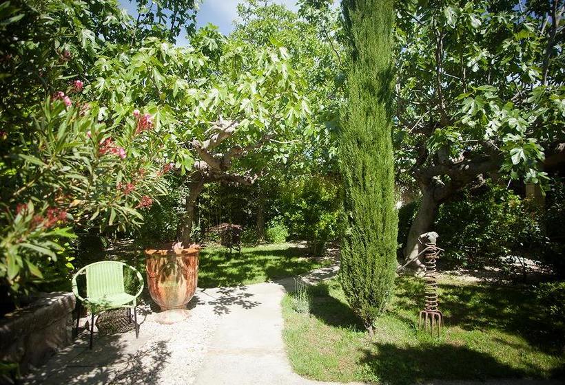 هتل Hôtel Sous Les Figuiers Piscine, Parking, Centre Ville