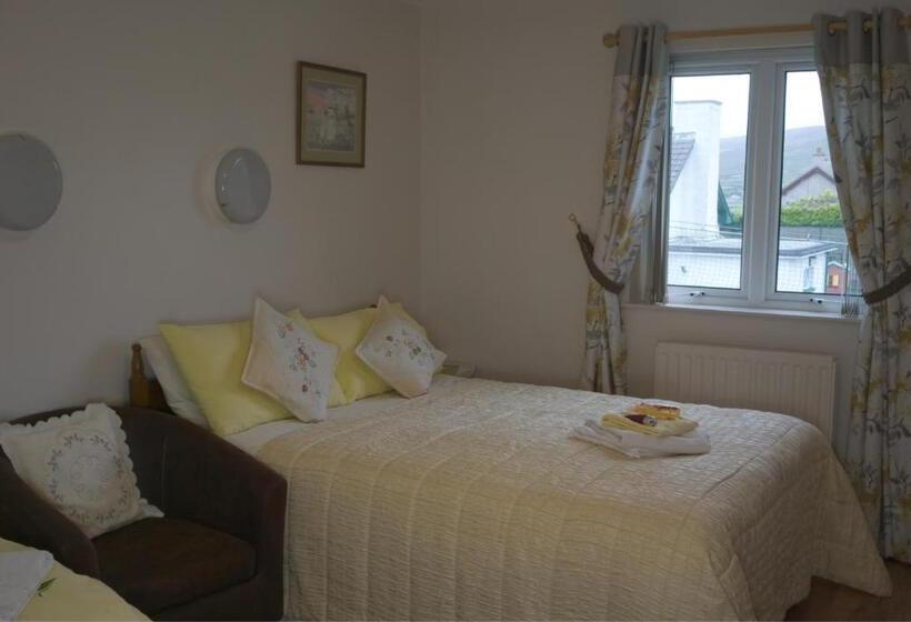 ホテル The Mourne Lodge Cnocnafeola