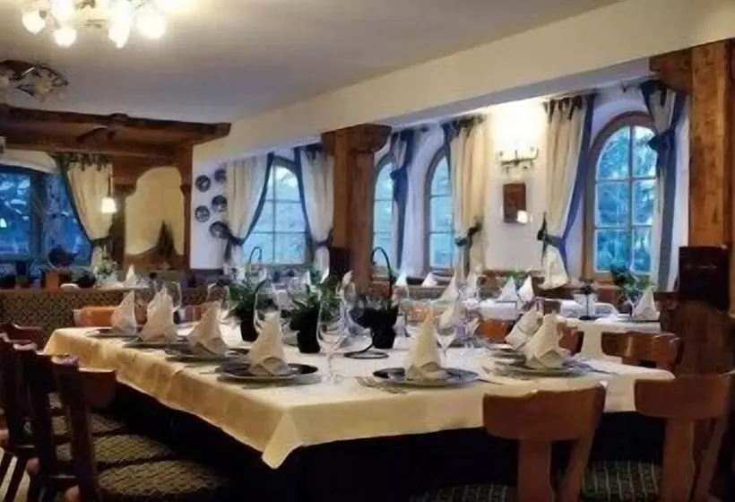 Alphotel Taller