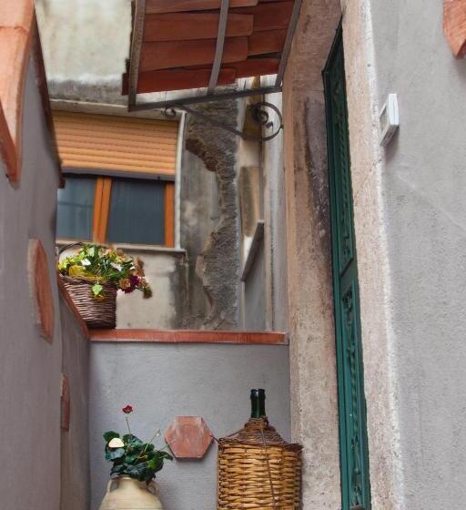 هتل B&b Garibaldi